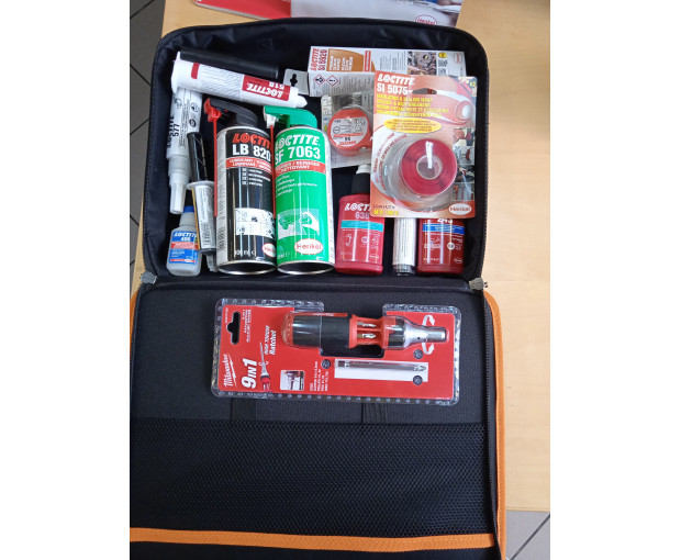 Промо куфар - продукти за авариен ремонт