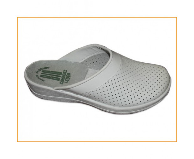 Санитарни обувки BESCO модел YANA / IONEL