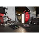 Акумулаторен фенер Milwaukee M12PAL-0