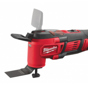 Акумулаторна осцилираща машина Milwaukee, M18BMT-421C